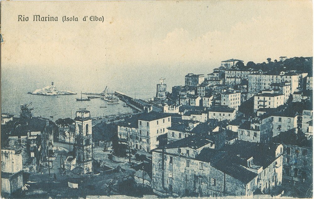 Vista su Rio Marina e il porto