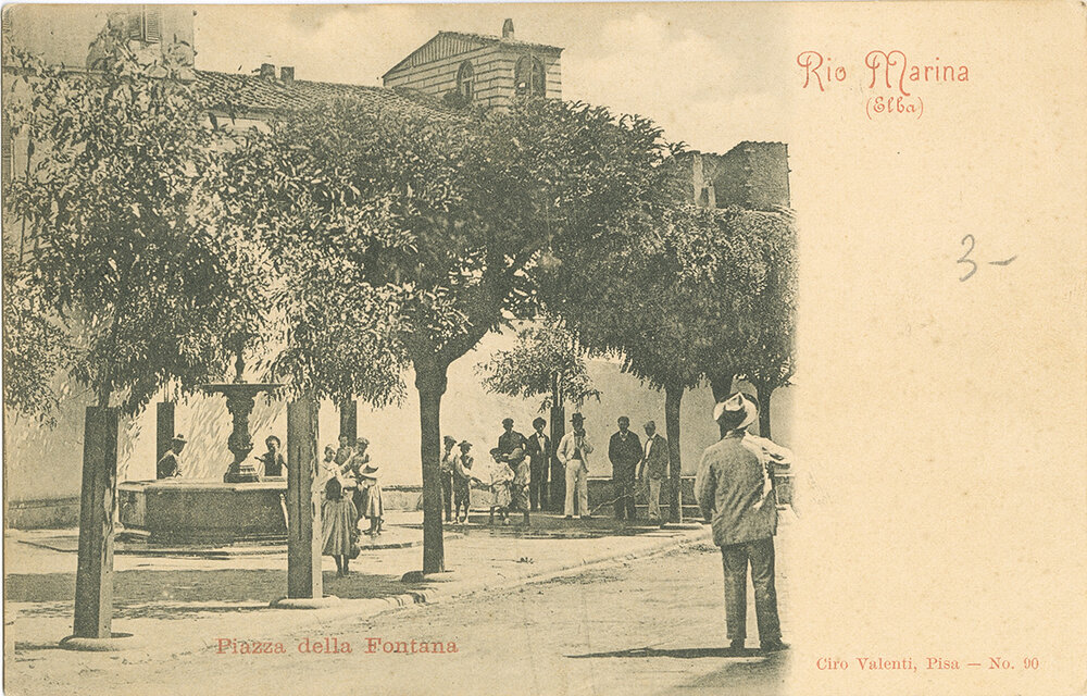 Rio Marina - Piazza della Fontana