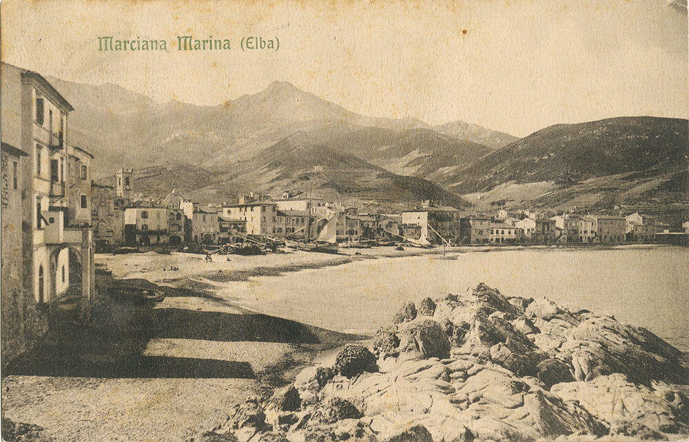 Marciana Marina fotografata dal Cotone